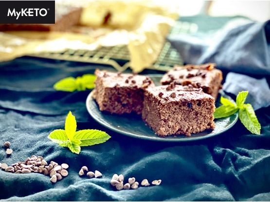 Low carb keto cuketové brownies